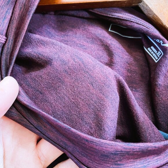 Firm. Eddie Bauer Hyperlayer XL Set, Pant &Top Burgundy. Athletics Yoga Pilates - Picture 5 of 16
